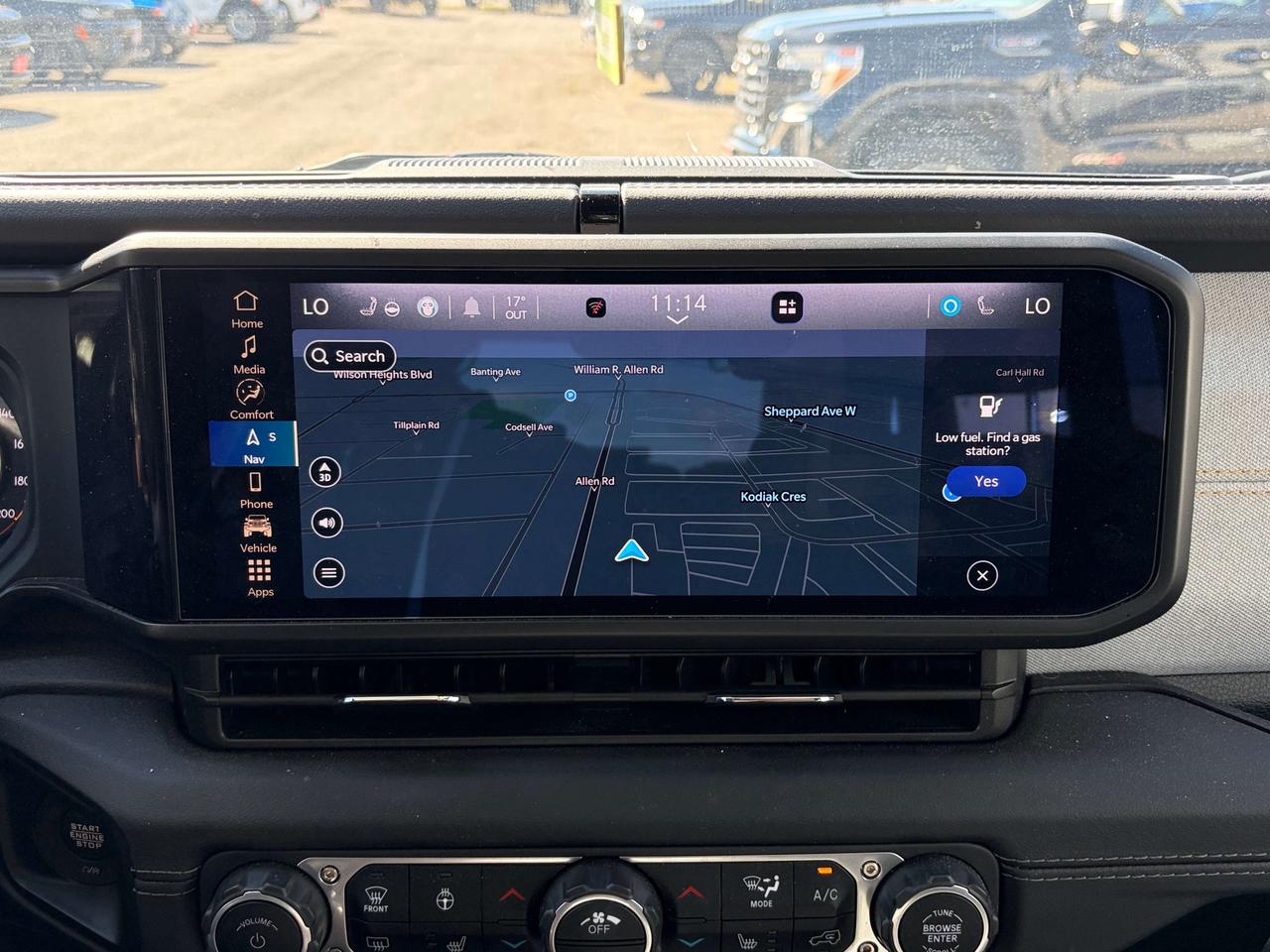 2024 Jeep Wrangler Sahara w/Technology Group, Side Steps Photo