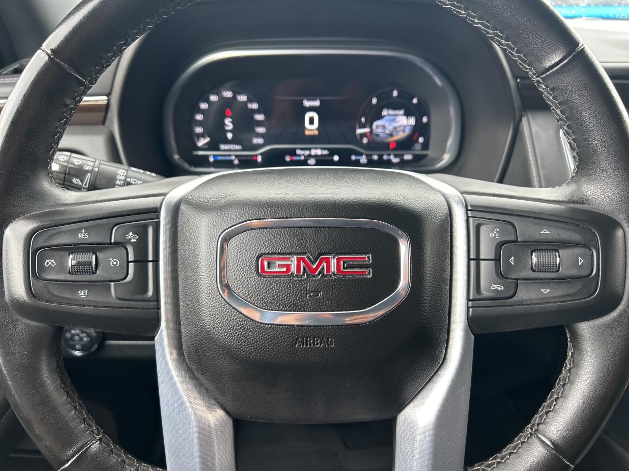 2023 GMC Yukon XL 4WD 4dr SLE, 8 Passenger Photo