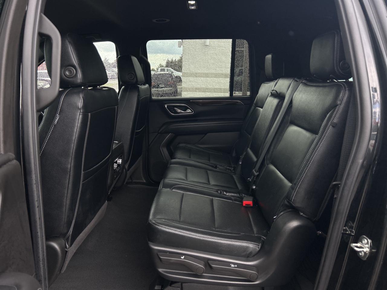 2023 GMC Yukon XL 4WD 4dr SLE, 8 Passenger Photo