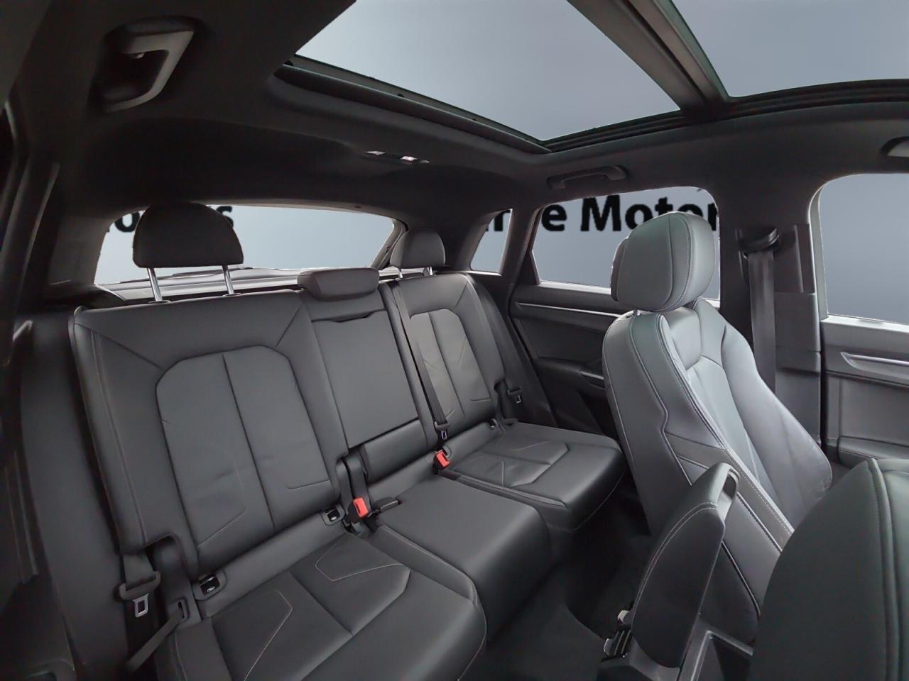 2021 Audi Q3 Progressiv S-Line Black Optics * DIGITAL DASH / CA Photo