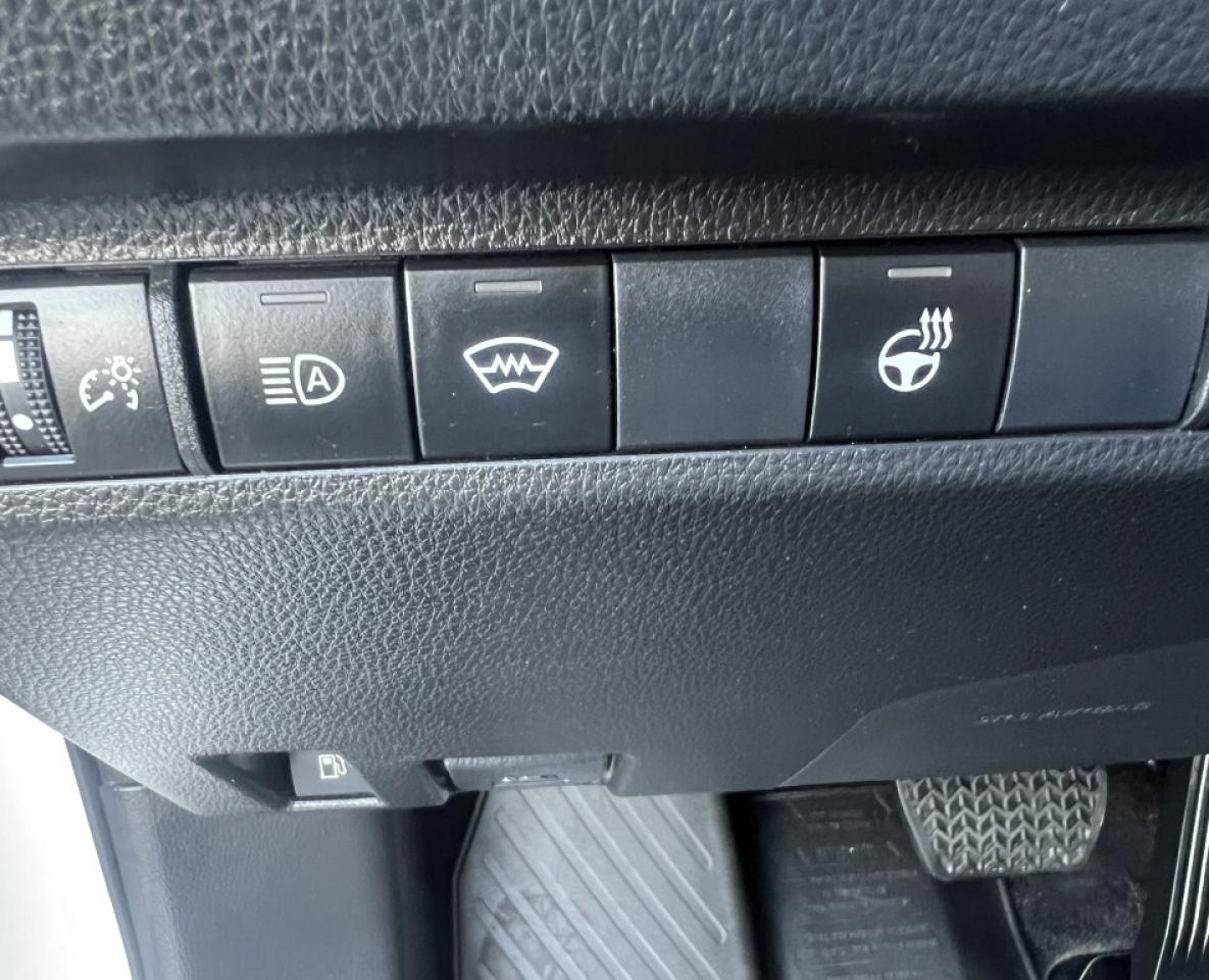 2023 Toyota RAV4 Prime NO ACCIDENTS / 1 OWNER / LOW KM / CARPLAY / SUNROO Photo