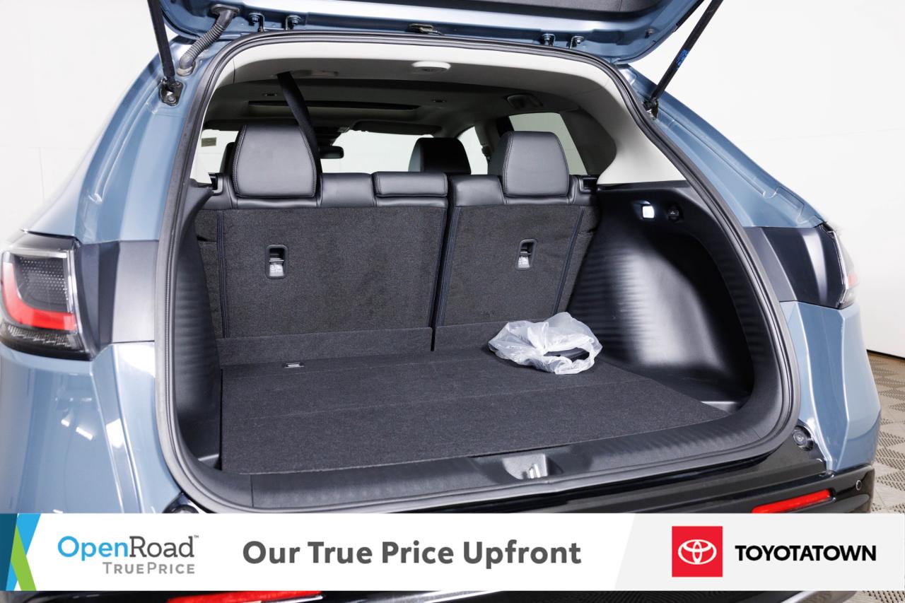 2025 Honda HR-V EX-L NAVI! ACCIDENT FREE! ELIGIBLE FOR OPEN ROAD L Photo