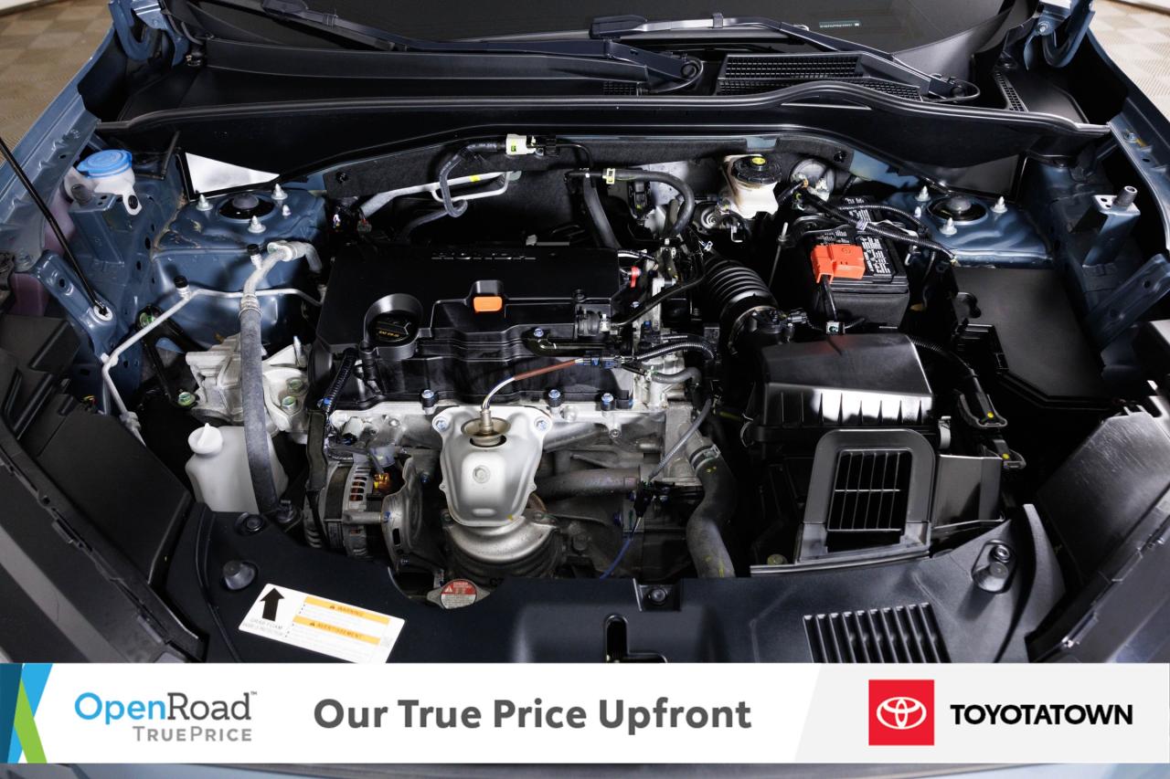 2025 Honda HR-V EX-L NAVI! ACCIDENT FREE! ELIGIBLE FOR OPEN ROAD L Photo