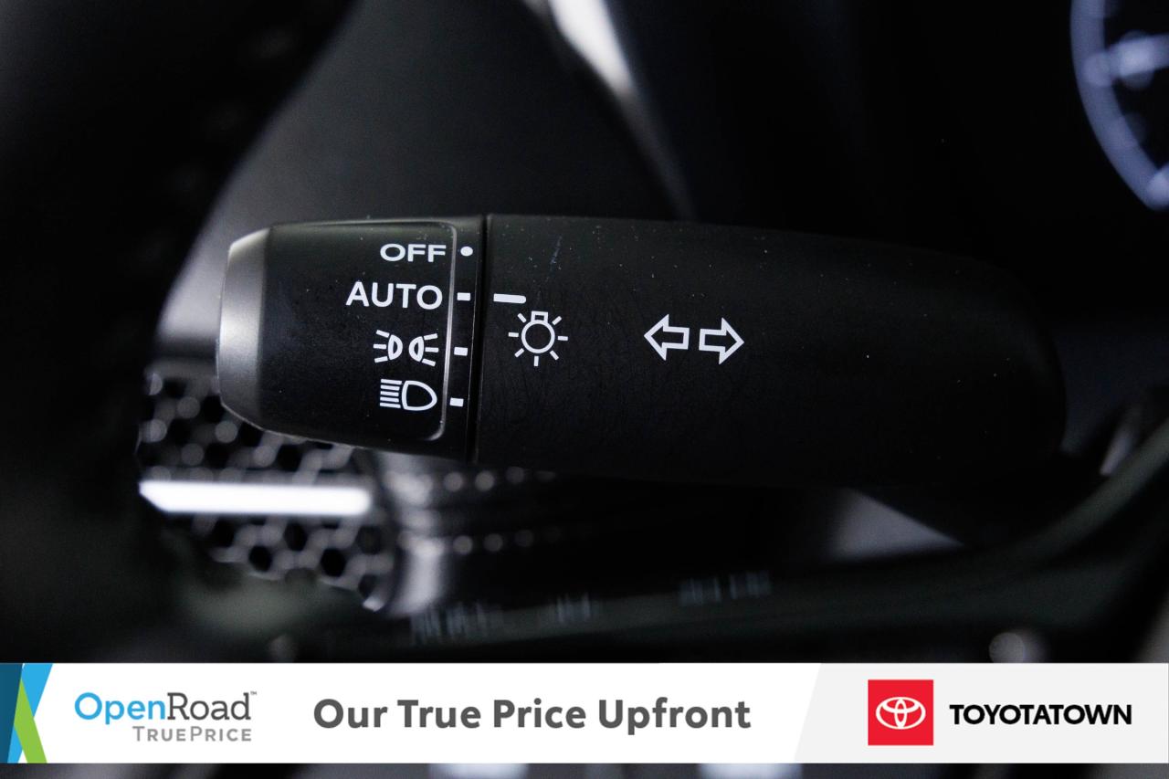 2025 Honda HR-V EX-L NAVI! ACCIDENT FREE! ELIGIBLE FOR OPEN ROAD L Photo