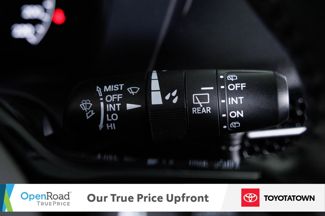 2025 Honda HR-V EX-L NAVI! ACCIDENT FREE! ELIGIBLE FOR OPEN ROAD L Photo