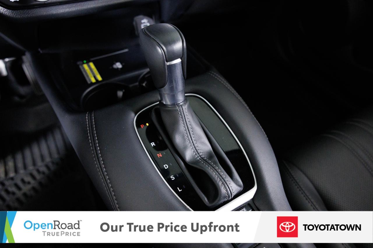 2025 Honda HR-V EX-L NAVI! ACCIDENT FREE! ELIGIBLE FOR OPEN ROAD L Photo