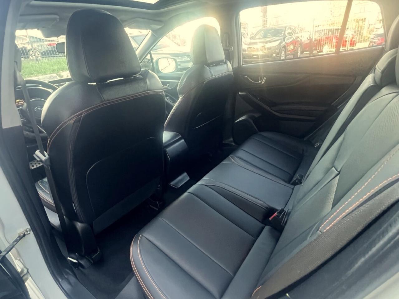 2023 Subaru Crosstrek Limited EYE SIGHT AWD * NO ACCIDENTS / 1 OWNER / C Photo