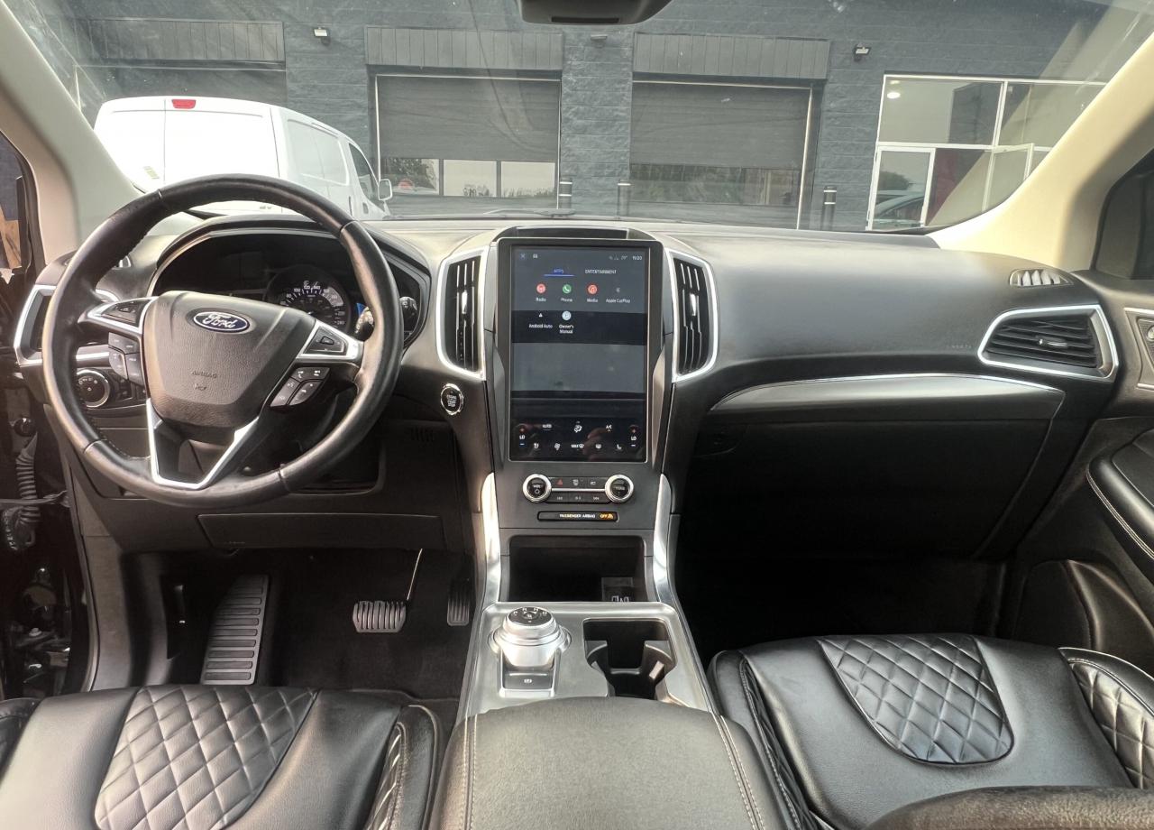 2023 Ford Edge Titanium AWD * NO ACCIDENTS / PANORAMIC ROOF / BAN Photo