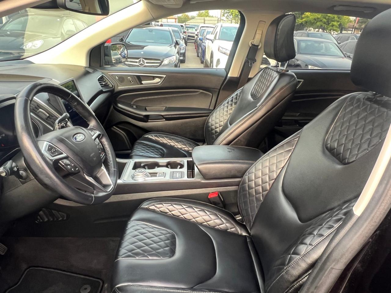 2023 Ford Edge Titanium AWD * NO ACCIDENTS / PANORAMIC ROOF / BAN Photo