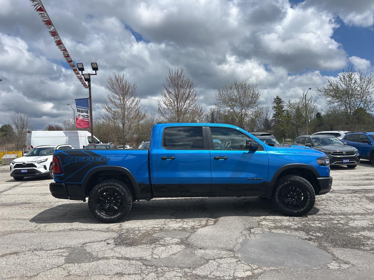 2025 RAM 1500 Rebel 4x4 w/12 NAV, Heated Seats, Trailer Brake Photo3