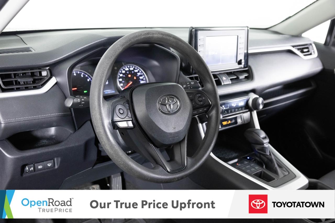 2020 Toyota RAV4 LE! ACCIDENT FREE! ELIGIBLE FOR OPEN ROAD LEASING! Photo