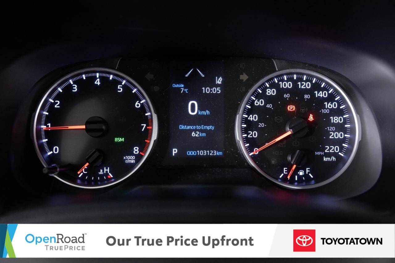 2020 Toyota RAV4 LE! ACCIDENT FREE! ELIGIBLE FOR OPEN ROAD LEASING! Photo