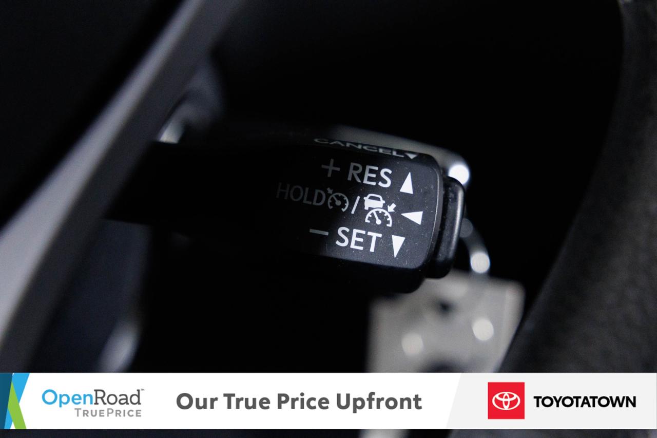 2021 Toyota C-HR LE! CERTIFIED PRE OWNED! ACCIDENT FREE! ELIGIBLE F Photo