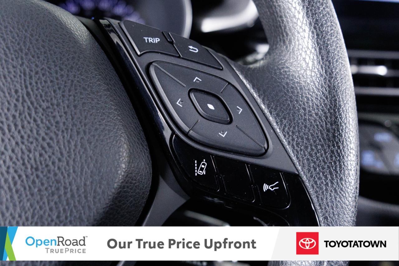 2021 Toyota C-HR LE! CERTIFIED PRE OWNED! ACCIDENT FREE! ELIGIBLE F Photo