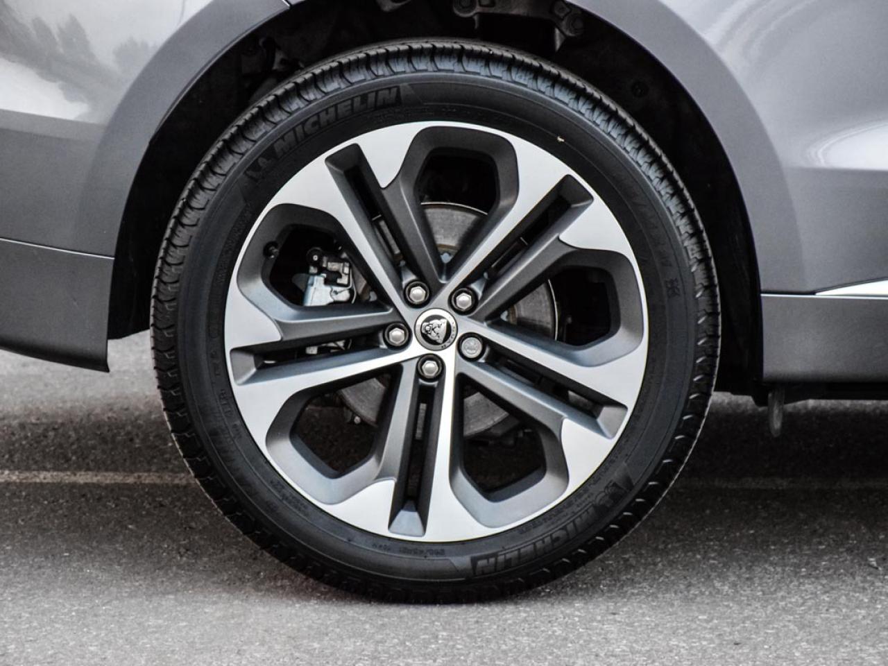 2024 Jaguar F-PACE P250 R-Dynamic S/ONE OWNER/LOW K/DLR MAINTAINED Photo