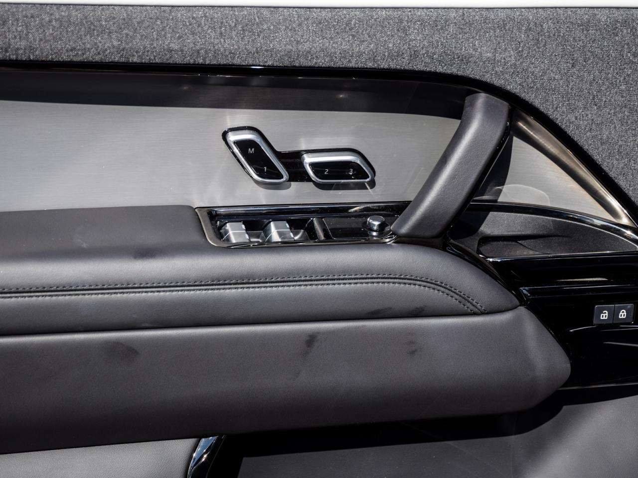 2023 Land Rover Range Rover Sport 1 OWNER DYNAMIC SE NO FEES NO CARFAX CLAIMS Photo