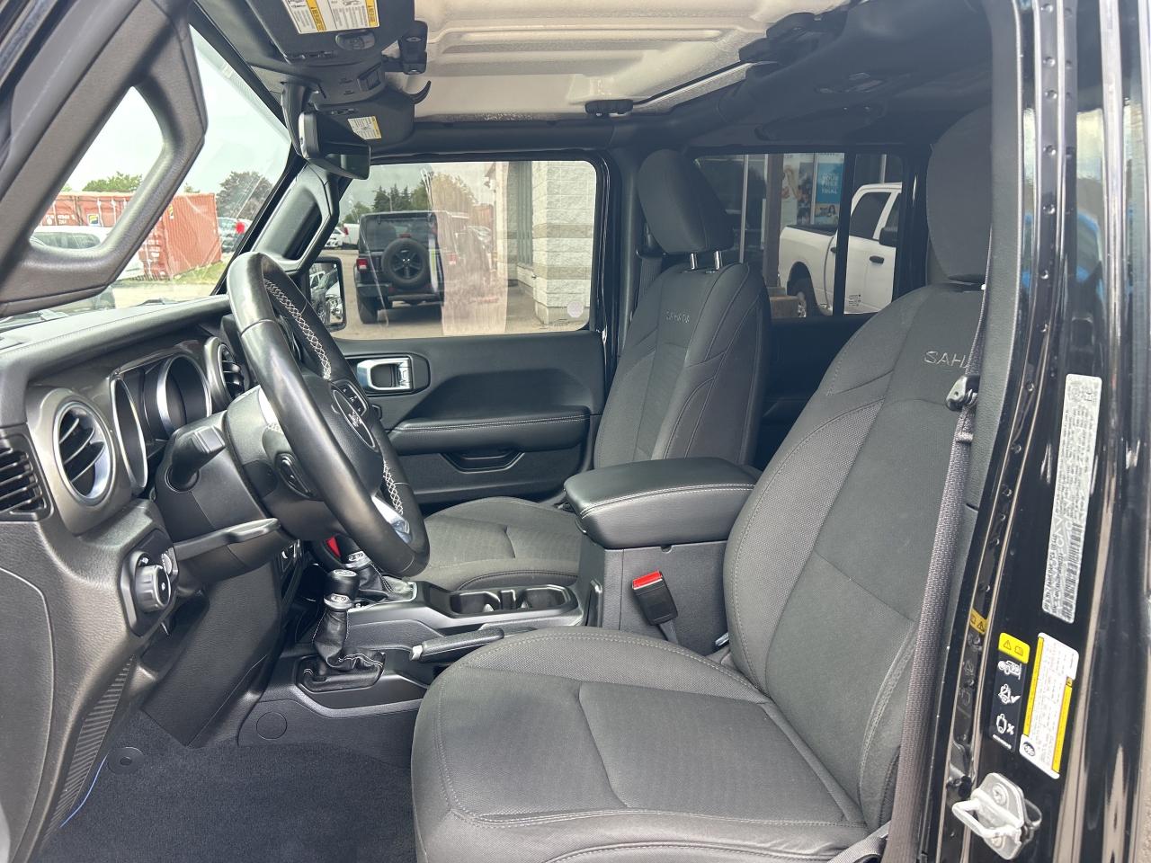 2023 Jeep Wrangler Sahara w/V6, Full-Time 4WD, Remote Start Photo