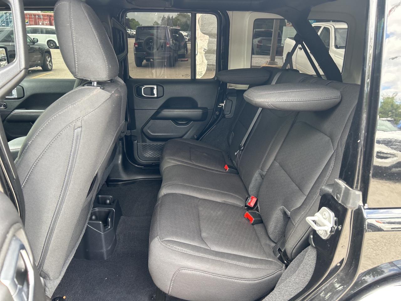 2023 Jeep Wrangler Sahara w/V6, Full-Time 4WD, Remote Start Photo