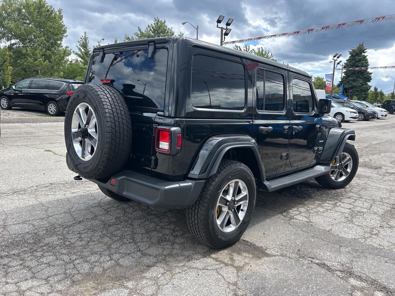2023 Jeep Wrangler Sahara V6, Selec-Trac Full-Time 4WD, Remote Start Photo4
