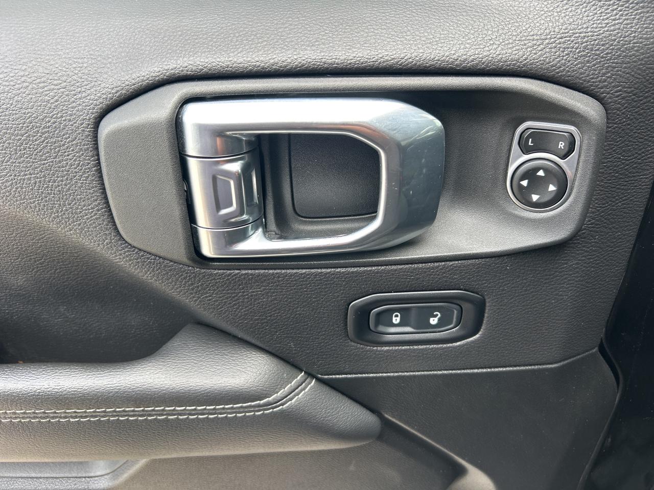 2023 Jeep Wrangler Sahara V6, Selec-Trac Full-Time 4WD, Remote Start Photo