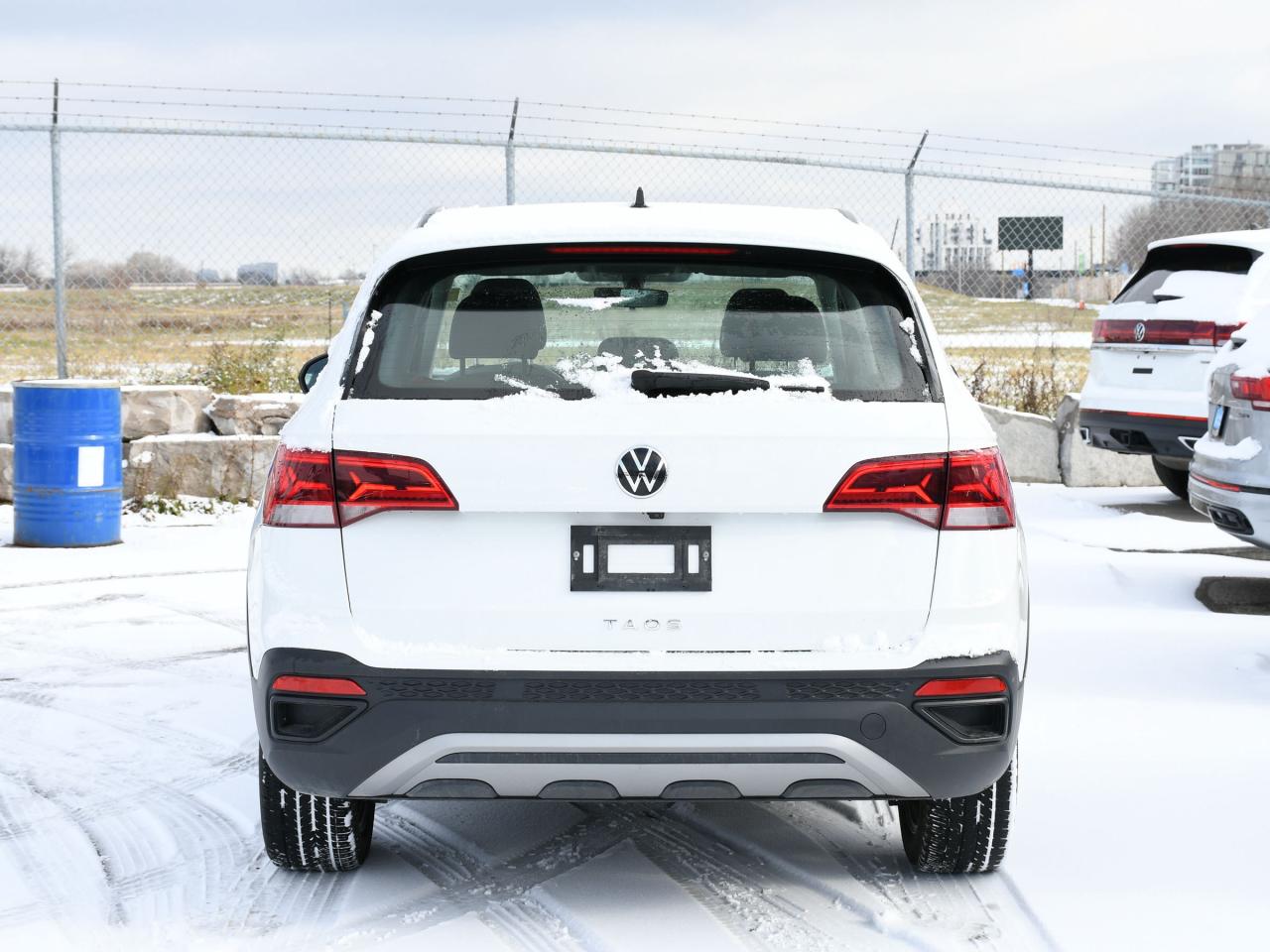 2024 Volkswagen Taos  Photo4