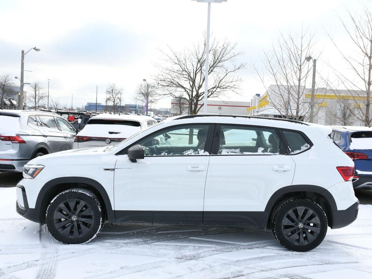 2024 Volkswagen Taos  Photo2