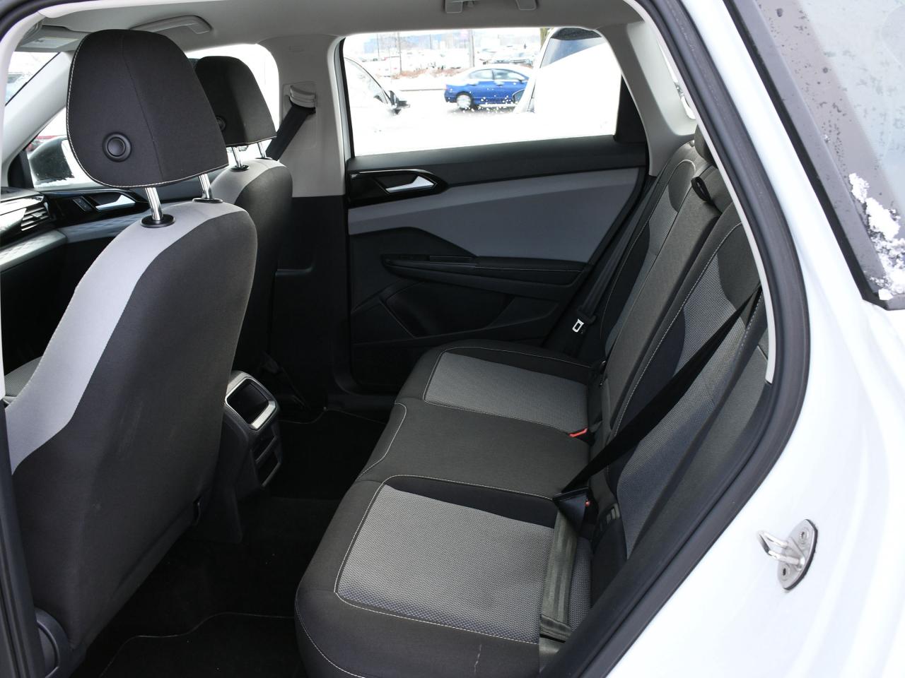 2024 Volkswagen Taos  Photo