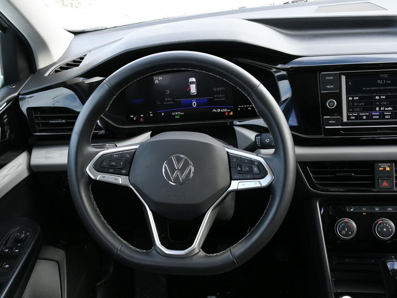 2024 Volkswagen Taos  Photo
