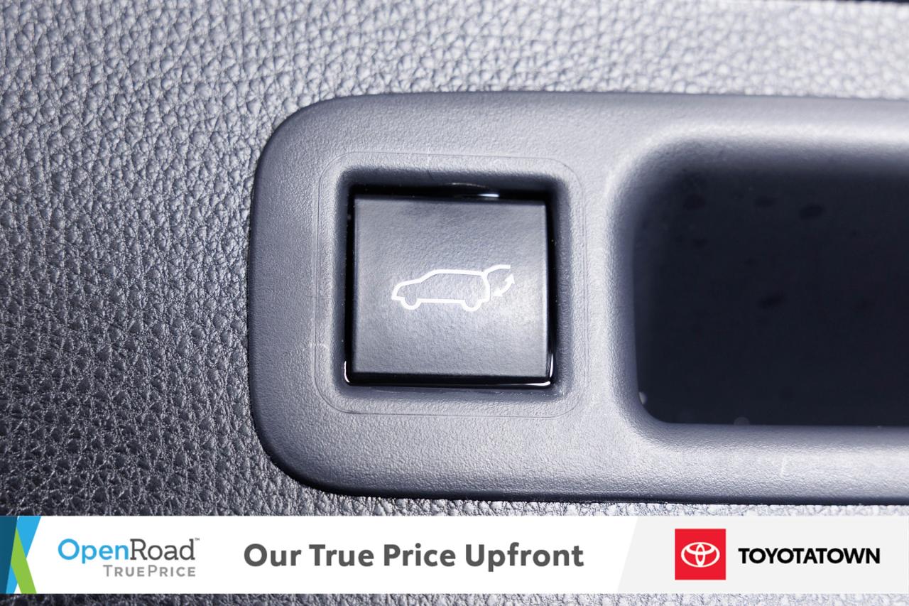 2022 Toyota Highlander XLE! CERTIFIED PRE OWNED! ELIGIBLE FOR OPEN ROAD L Photo