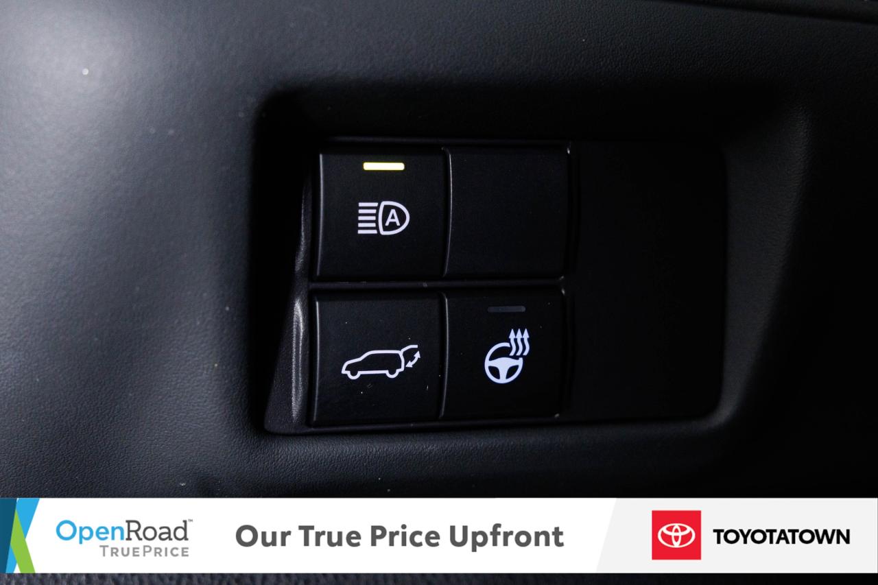 2022 Toyota Highlander XLE! CERTIFIED PRE OWNED! ELIGIBLE FOR OPEN ROAD L Photo