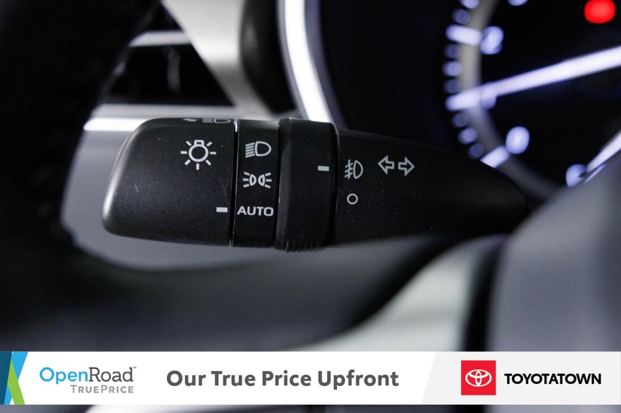 2022 Toyota Highlander XLE! CERTIFIED PRE OWNED! ELIGIBLE FOR OPEN ROAD L Photo