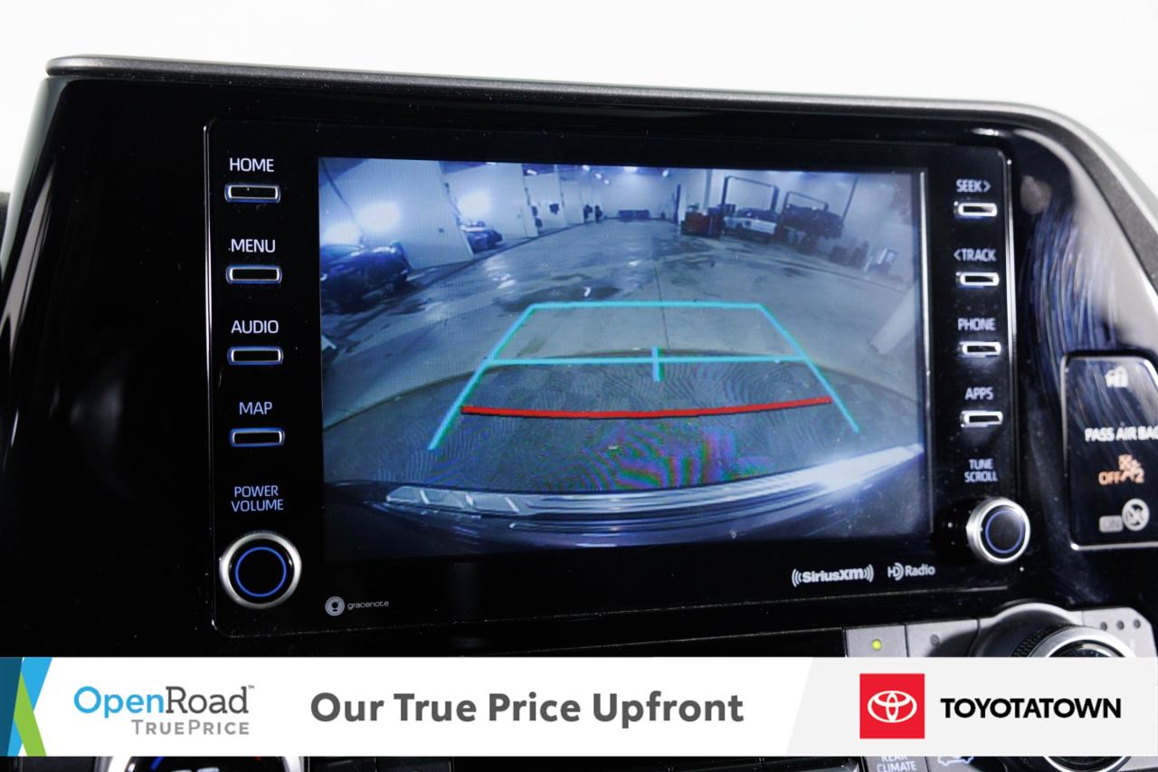 2022 Toyota Highlander XLE! CERTIFIED PRE OWNED! ELIGIBLE FOR OPEN ROAD L Photo