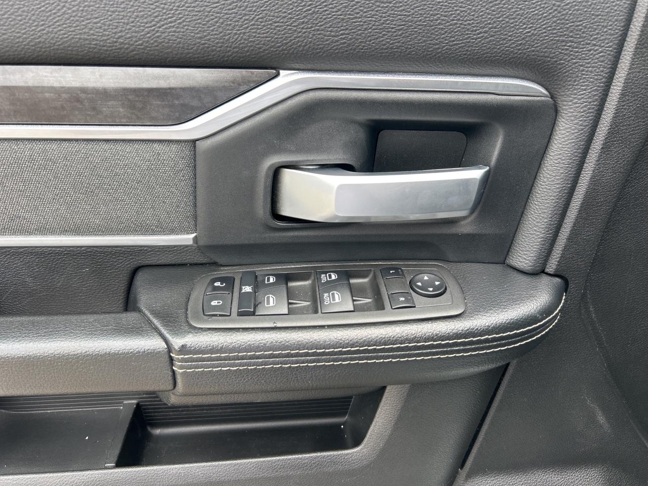 2022 RAM 2500 Big Horn Crew Cab 6'4 Box w/Level C Equip. Photo