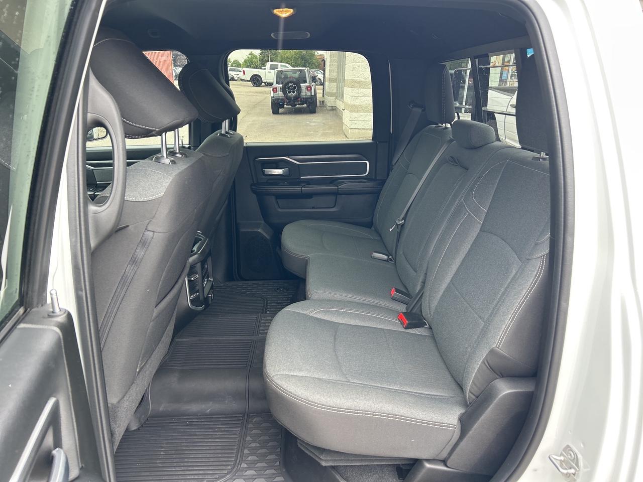 2022 RAM 2500 Big Horn Crew Cab 6'4 Box w/Level C Equip. Photo