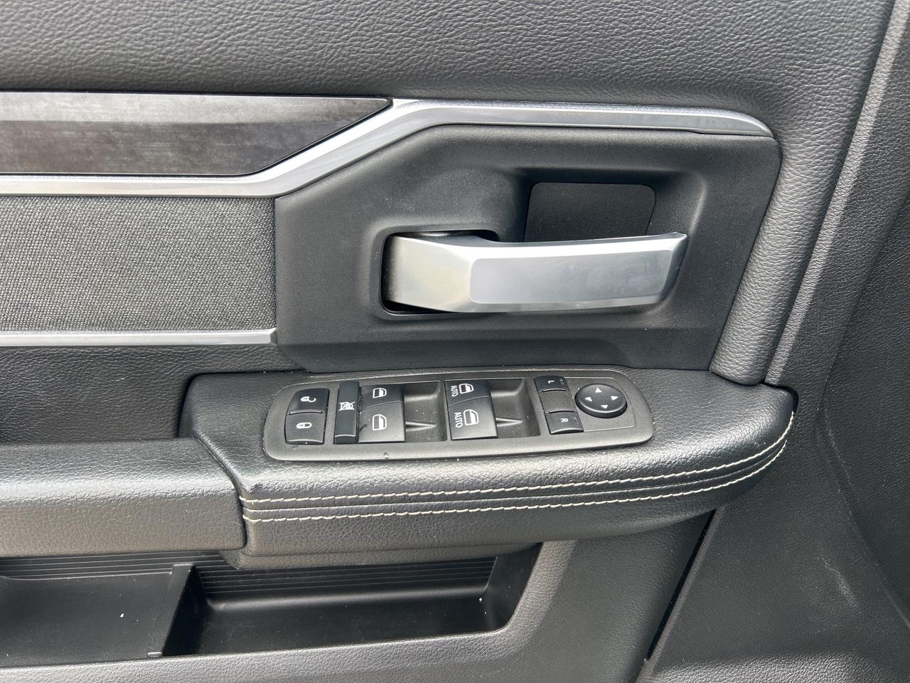 2022 RAM 2500 Big Horn Crew Cab 6'4 Box w/Level C Equip. Photo