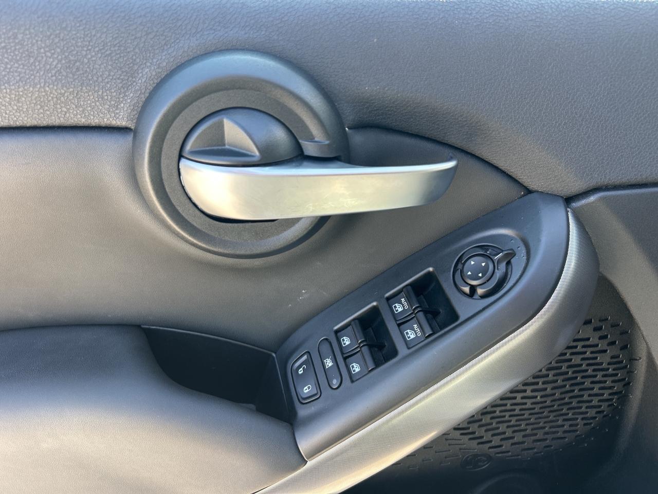 2023 Fiat 500X SPORT AWD w/NAV, Park Sensors, Adaptive Cruise Photo