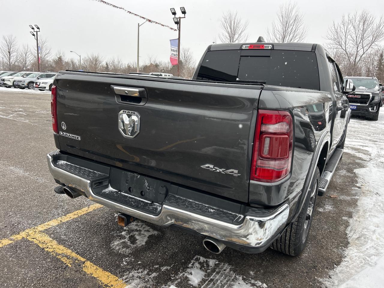 2020 RAM 1500 Laramie w/6'4 Box, Sunroof, Trailer Tow Group, NAV Photo3