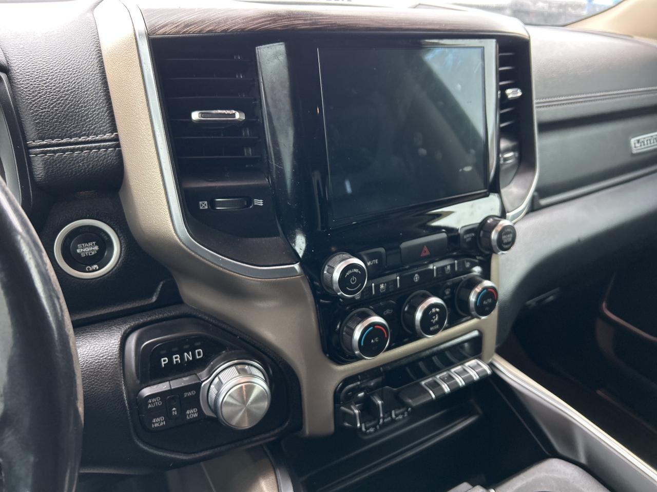 2020 RAM 1500 Laramie w/6'4 Box, Sunroof, Trailer Tow Group, NAV Photo