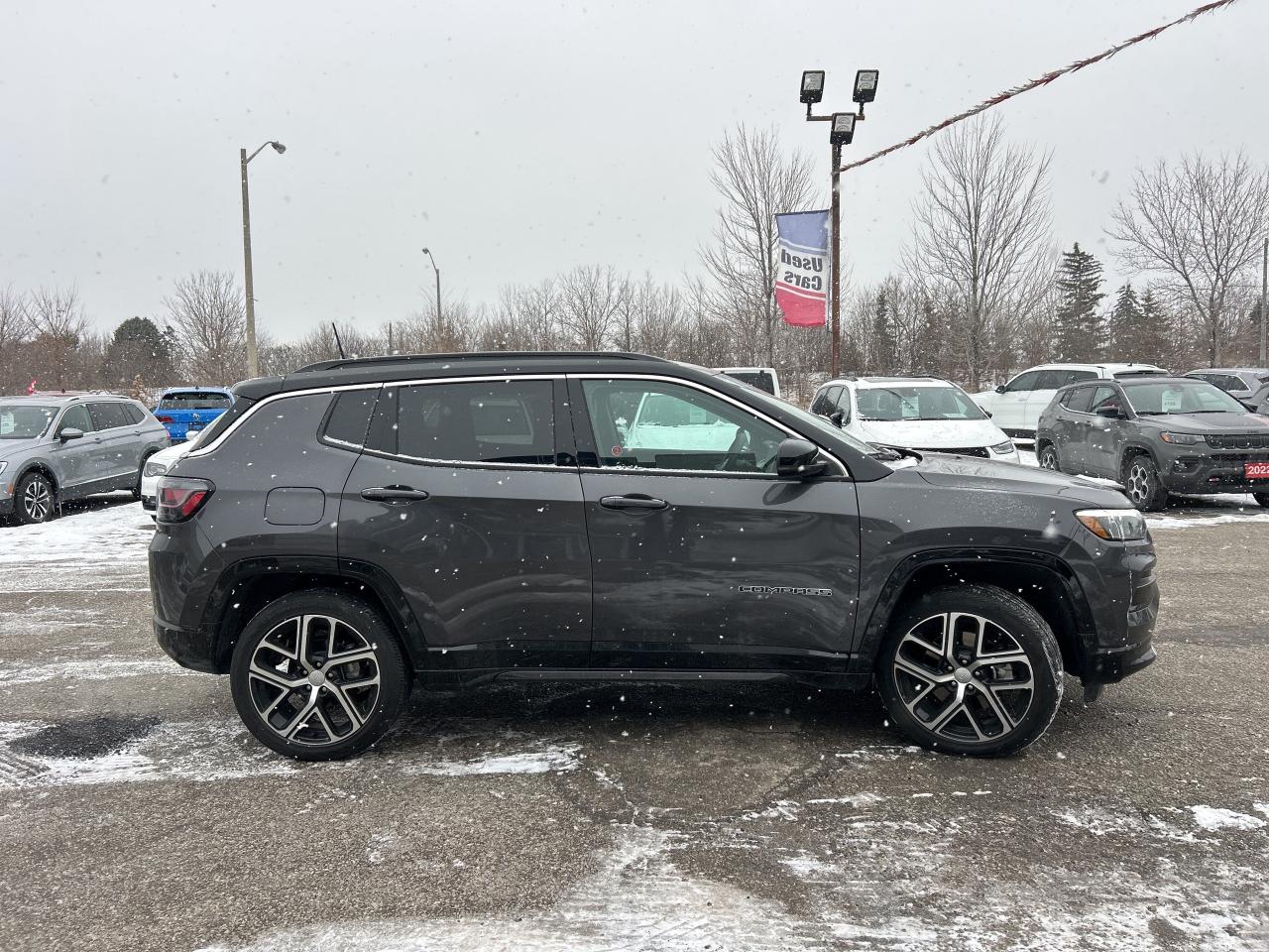2024 Jeep Compass Limited 4x4 w/Leather, NAV, Power Liftgate Photo