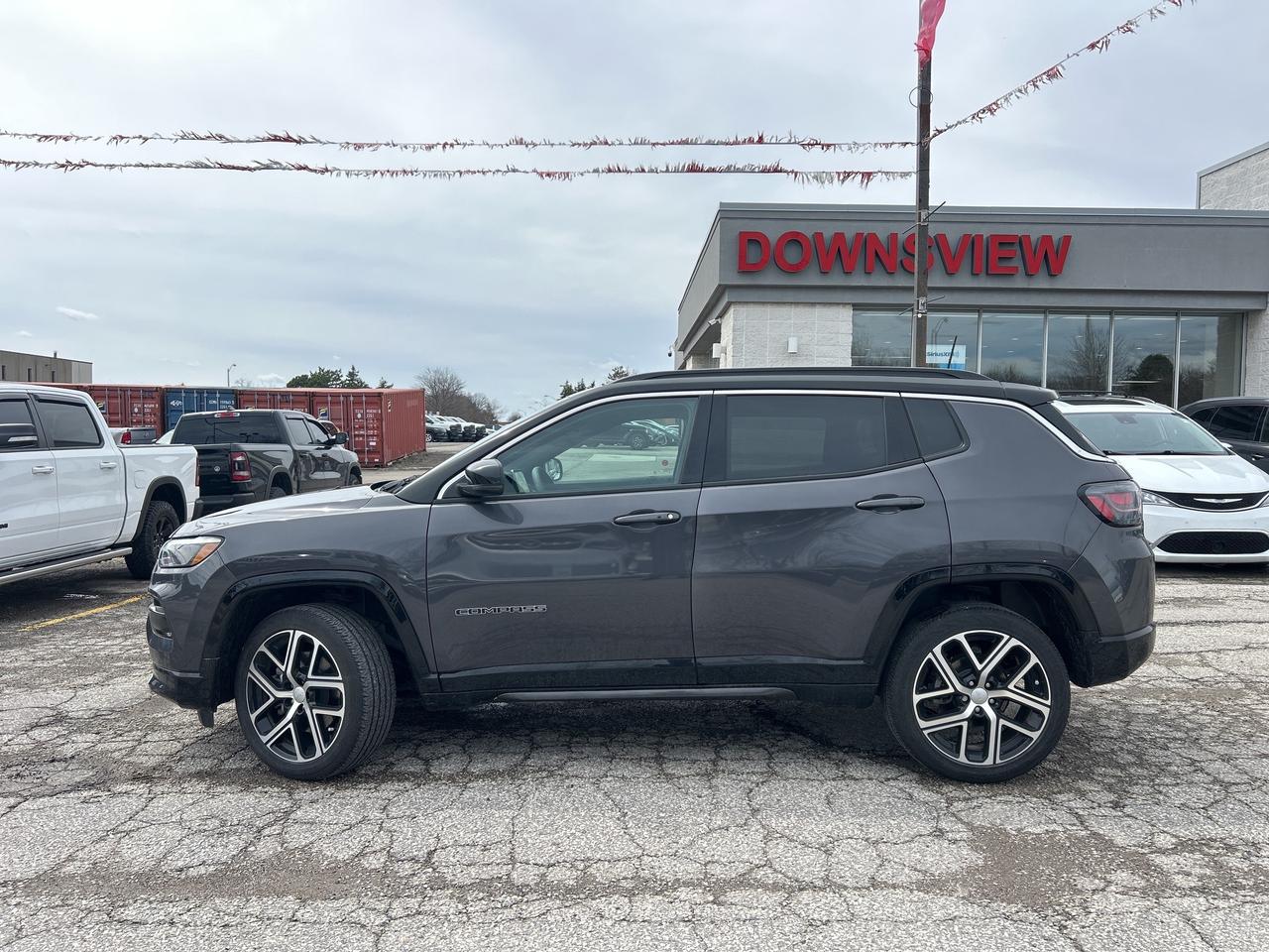 2024 Jeep Compass Limited 4x4 w/Leather, NAV, Power Liftgate Photo