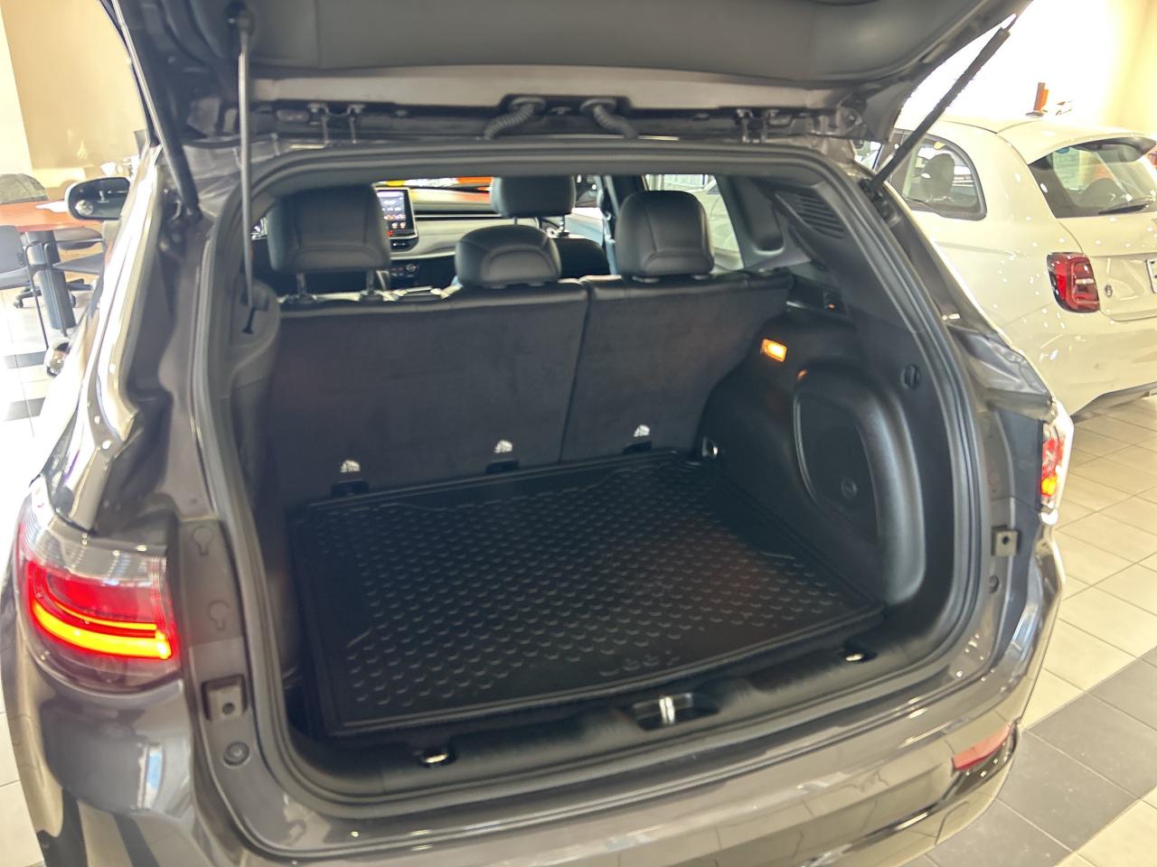 2024 Jeep Compass Limited, Park Assist, Pano-Roof, Elite Group Photo