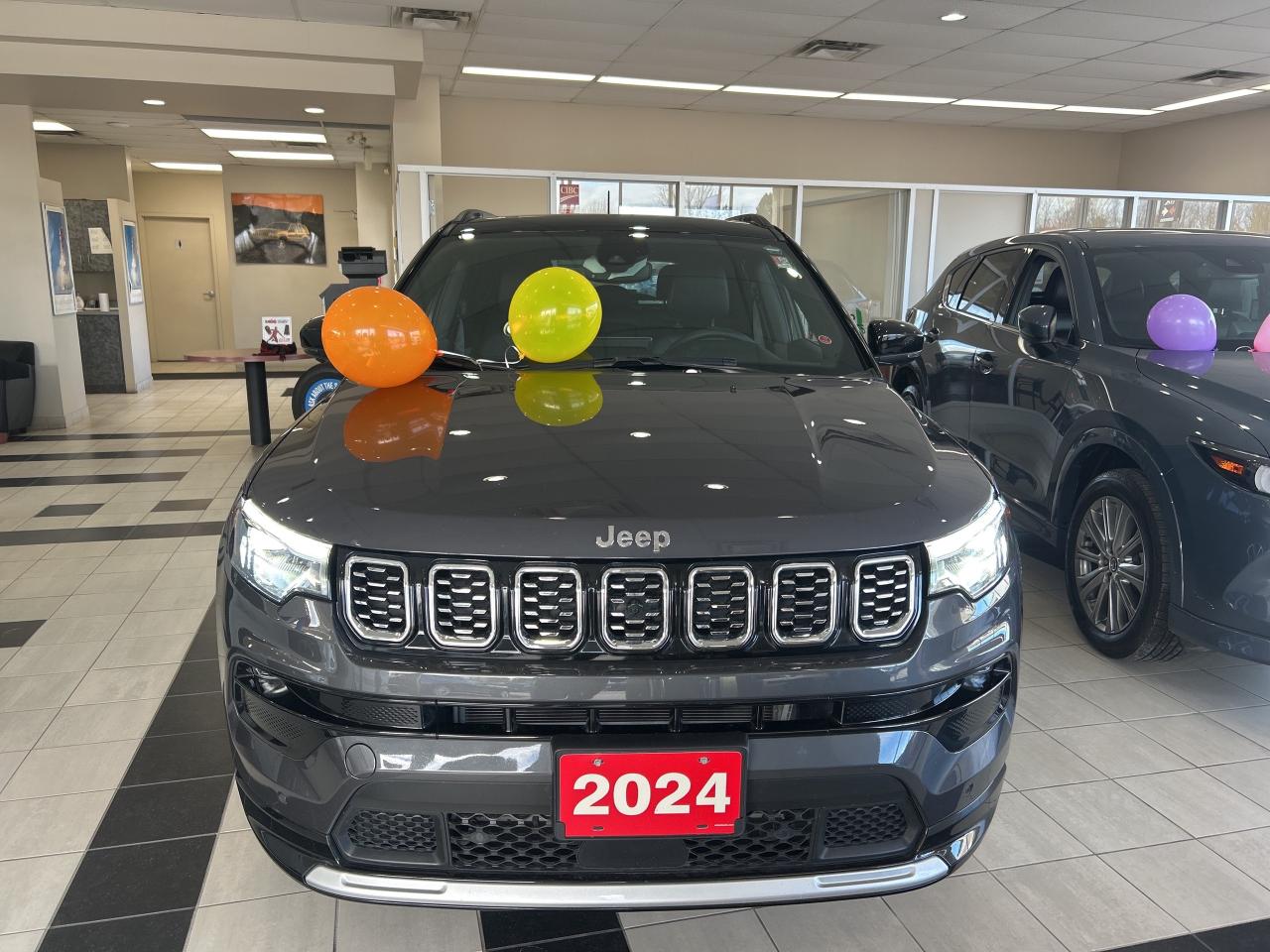 2024 Jeep Compass Limited, Park Assist, Pano-Roof, Elite Group Photo