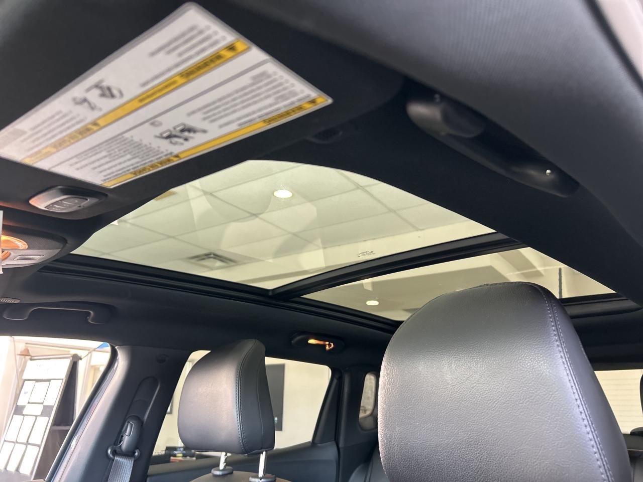 2024 Jeep Compass Limited, Park Assist, Pano-Roof, Elite Group Photo