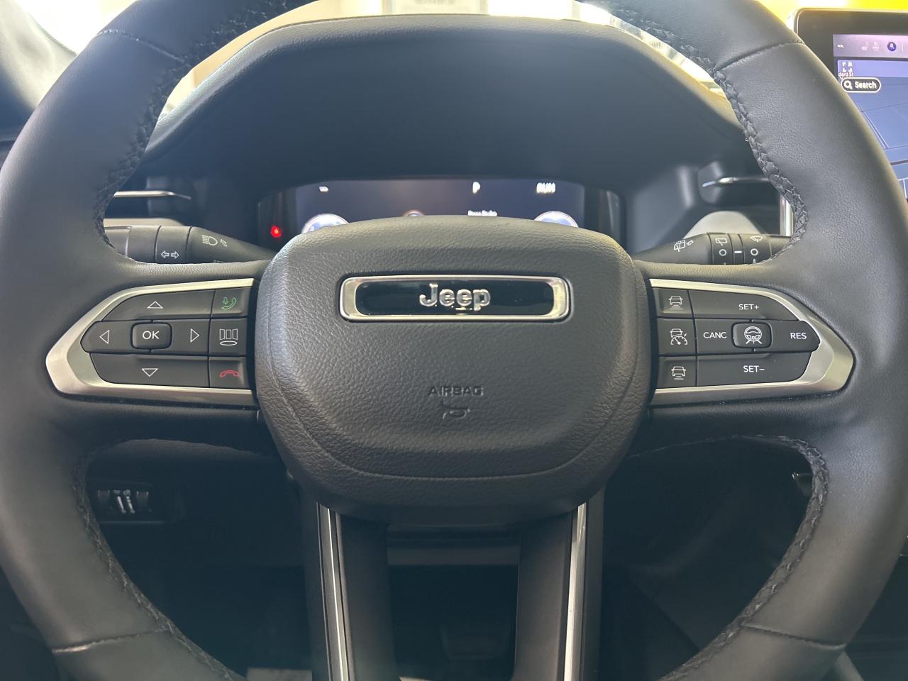 2024 Jeep Compass Limited, Park Assist, Pano-Roof, Elite Group Photo