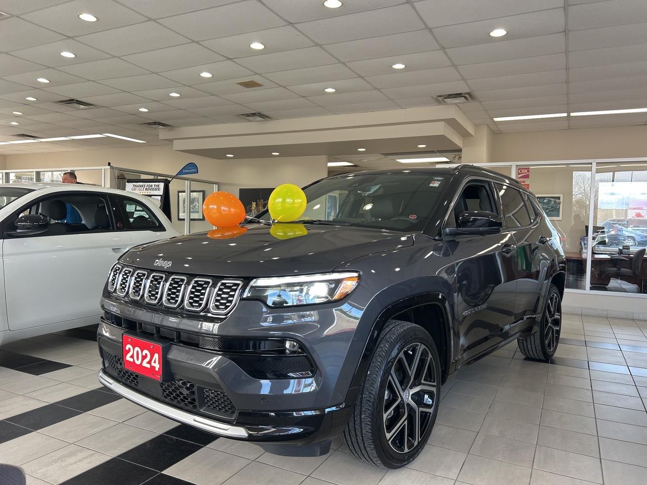 2024 Jeep Compass Limited w/Elite Group, Sun/Sound, Driver Assist Photo