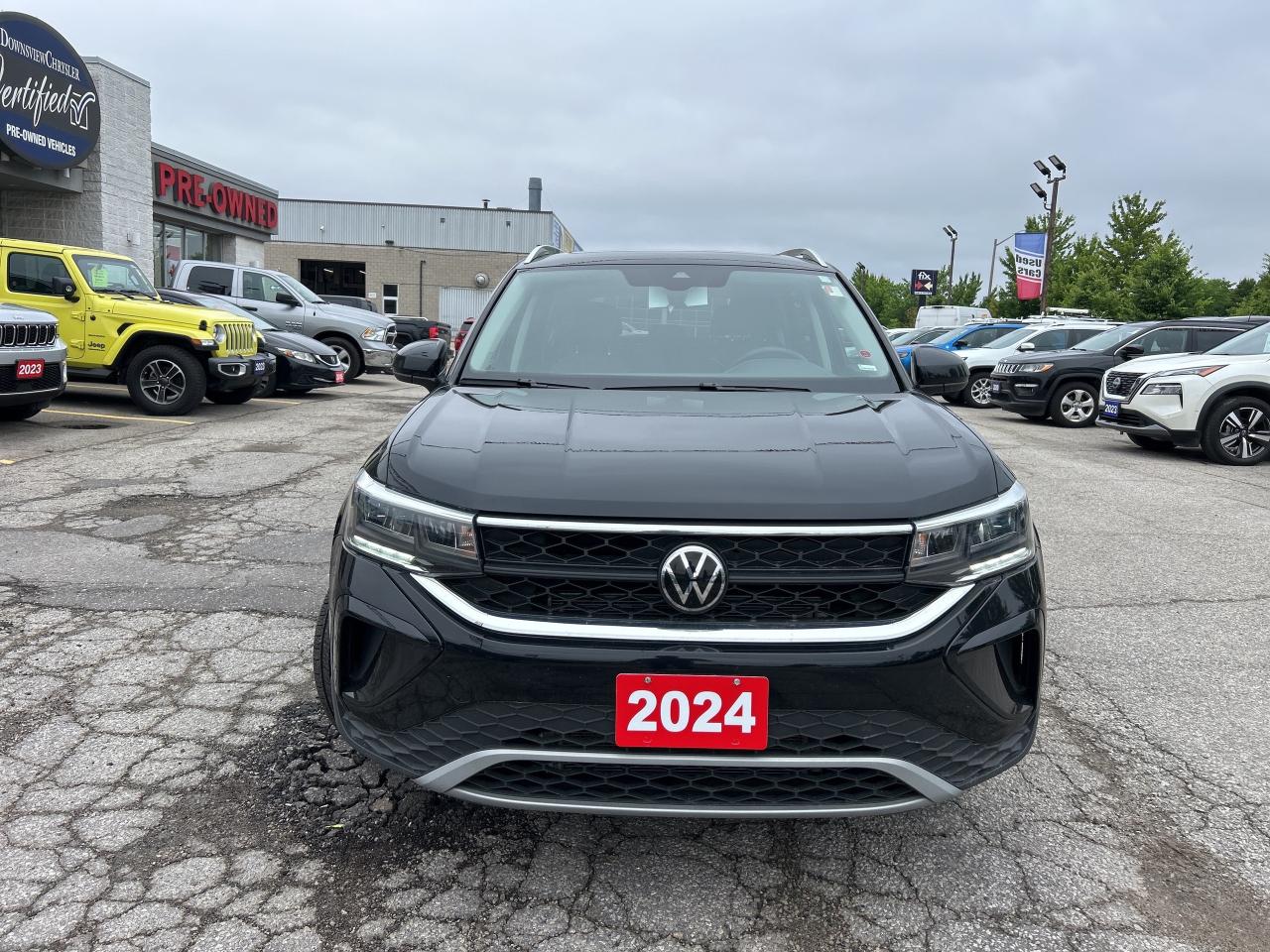 2024 Volkswagen Taos Comfortline w/Sunroof, Leather, Adaptive Cruise Photo