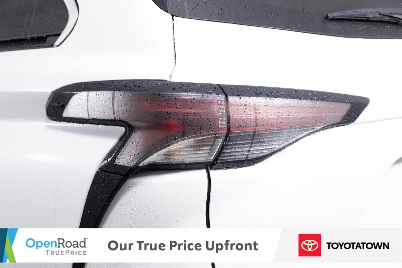 2024 Toyota Sienna XLE! CERTIFIED PRE OWNED! ELIGIBLE FOR OPEN ROAD L Photo