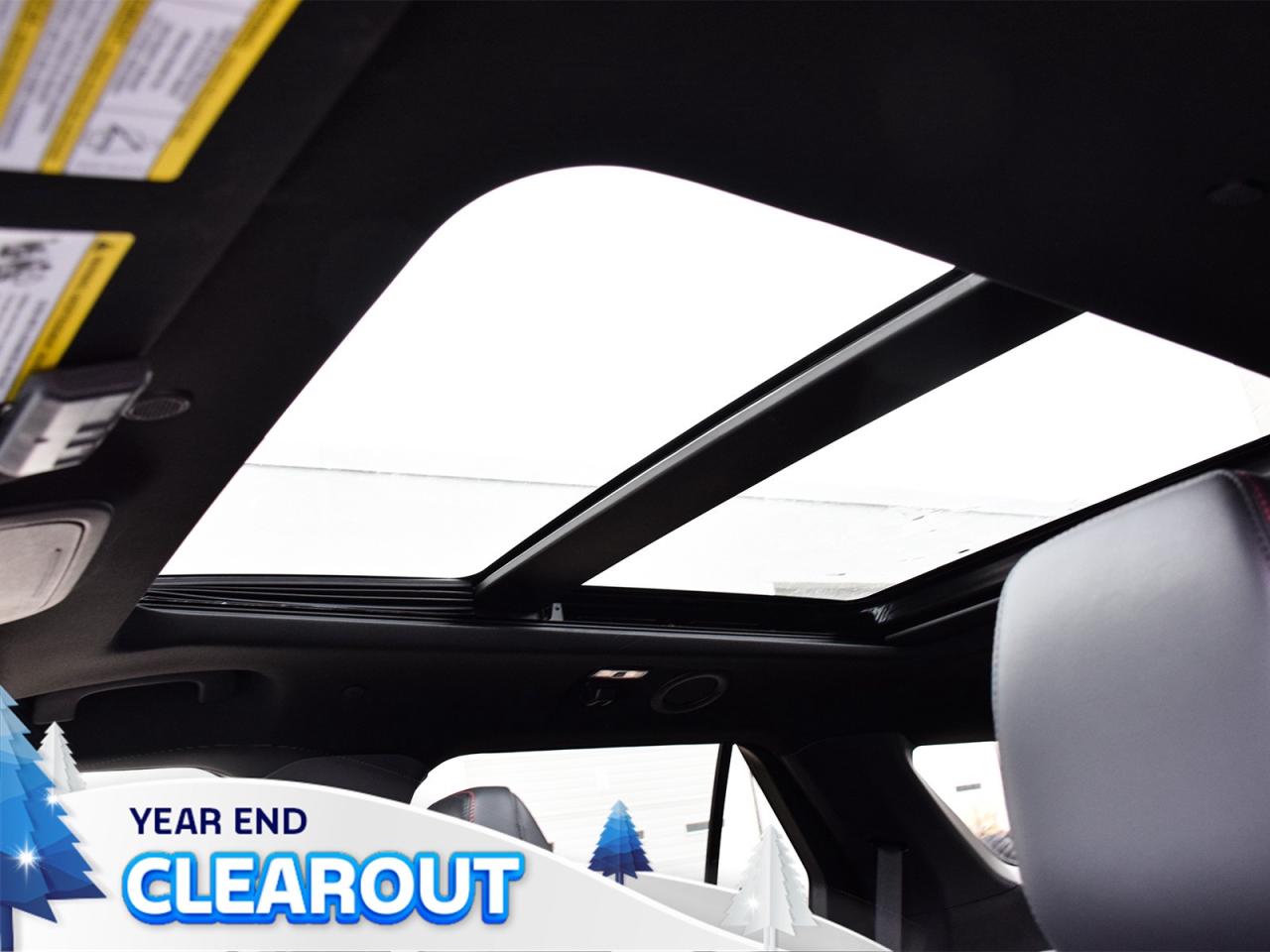 2025 Ford Explorer ST-Line 4WD Photo