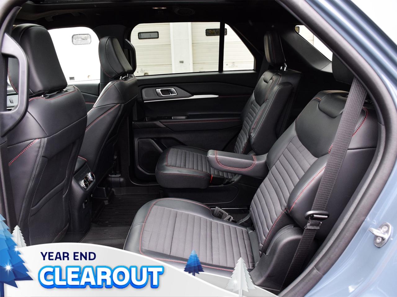 2025 Ford Explorer ST-Line 4WD Photo