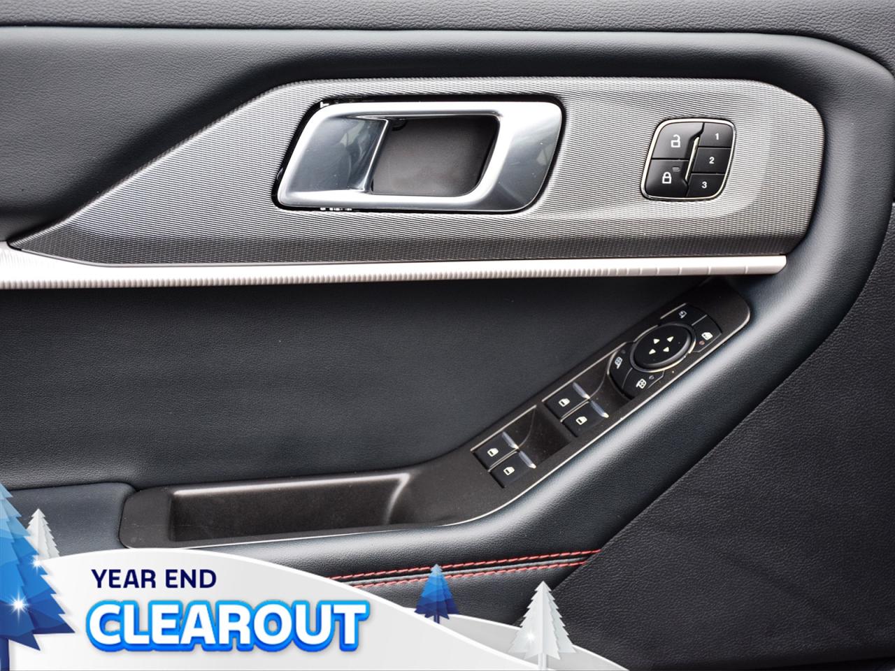 2025 Ford Explorer ST-Line 4WD Photo